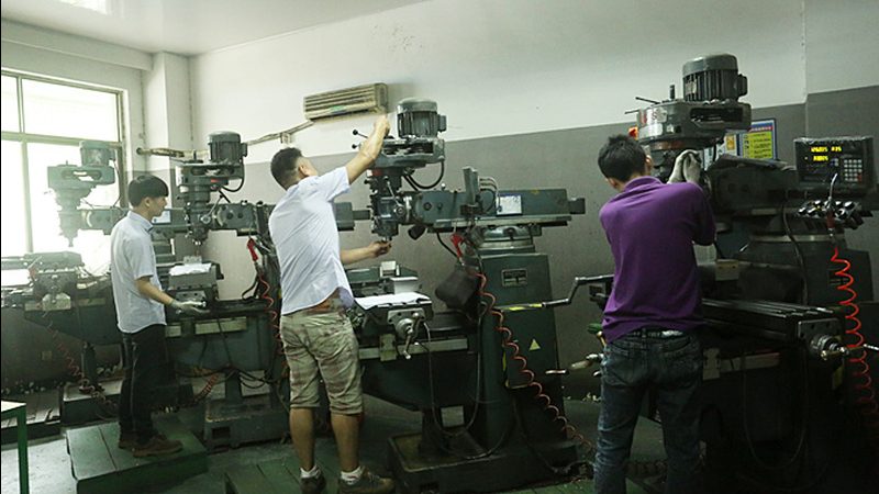深圳吸塑模具生产：揭秘其工艺与选型要点